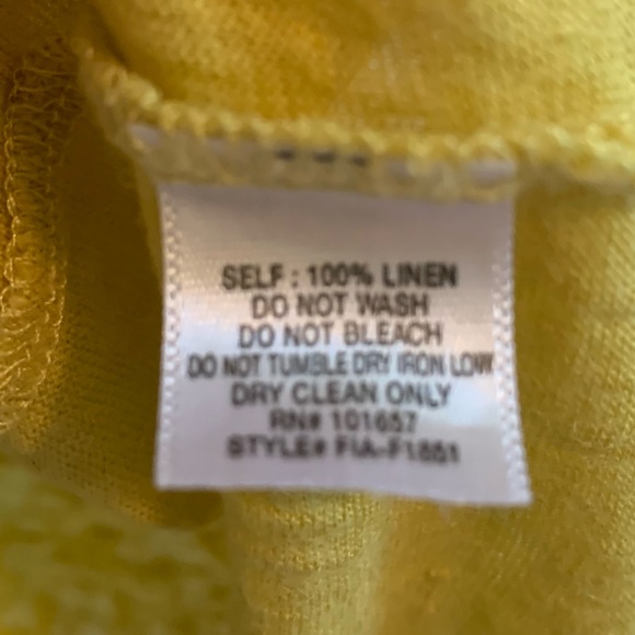 🌻Preloved Femme Yellow Top - Picture 3 of 4